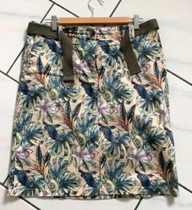 Christian Berg Rock  Etuirock, 40  Taschen, beige, Muster mit Gürtel -wie neu - Bild 1 von 7