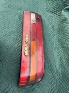 Lexus ES300 1992 1993 1994 Passenger Rh Right Tail Light - Picture 1 of 7
