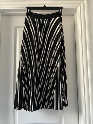 Pleated Skirt XS - Image 1 of 2