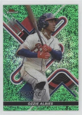 2022 Topps Finest Green Speckle Refractor /125 Ozzie Albies #32 - Image 1 of 2