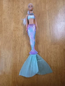 Barbie Color Reveal 2020 Regenbogen Meerjungfrau blonde Haare mit rosa Strähne Serie 1 - Bild 1 von 4