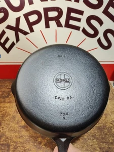 "Fully Restored" GRISWOLD Cast Iron Skillet Pan Small Logo 10" Seasoned Flat - Picture 1 of 7
