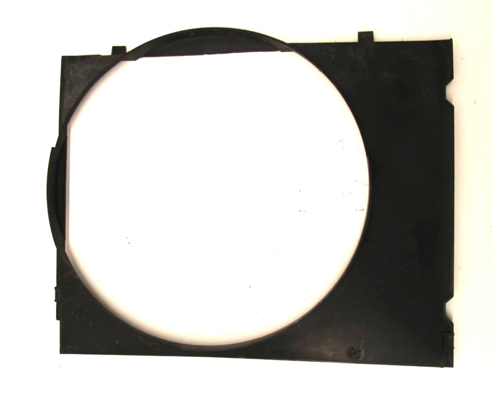 Sistema de refrigeração BMW OEM E30 84-88 tampa do ventilador de embreagem 550mm 171177201 325E 325I - Imagem 1 de 4