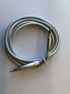 Cavo Audio 3.5mm Maschio a Maschio Altoparlante Stereo iPad Auto iPhone AUX Cuffie Silv - Foto 1 di 1