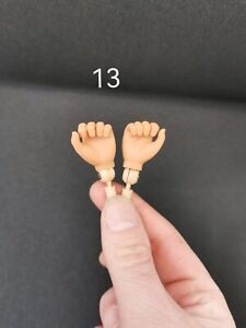 Vintage Action Man Replacement Gripping Hands Pair  