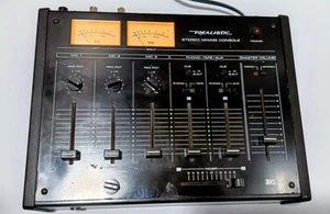 Realistic Mixer 32-1200A Stereo Mixing Console Tested - Picture 1 of 7