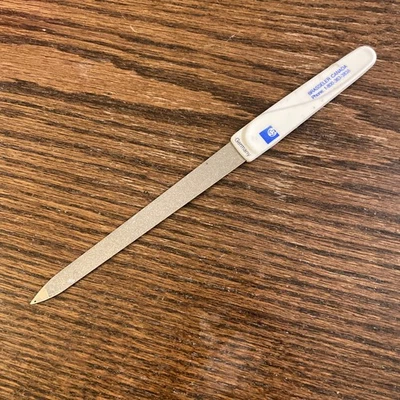 Lima de uñas promocional dental vintage Brasseler Alemania plana Foto 1 de 4