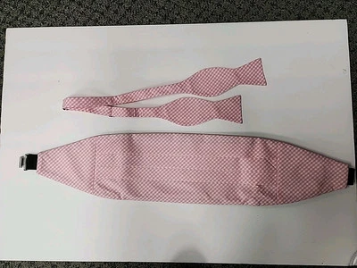 Juego de pajarita y faja hecha a mano #65 hecho en Estados Unidos Foto 1 de 3