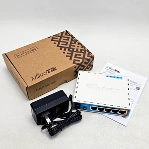 Mikrotik Wi-Fi RouterBoard RB951Ui-2nD hAP Homes or Offices Access Point 5 Port - Afbeelding 1 van 13
