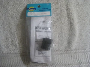 ATHEARN # 5660 undecorated CONVENTIONAL SEMI TRACTOR TRUCK KIT~ HO SCALE - Picture 1 of 4