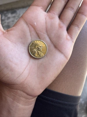 RARE cheerios 2000 p sacagawea dollar coin (very good condition) - Image 1 of 4