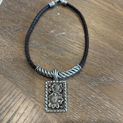 Brighton VINTAGE Bar Brown Leather Flower Pendant Necklace **RETIRED** - Image 1 of 4