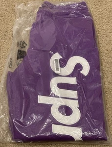 NWT Supreme Satin Appliqué Pantalón de chándal negro FW25 Talla mediana ¡ENVÍO GRATIS! - Imagen 1 de 8