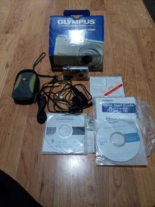 Olympus FE-230 7.1MP Digital Camera Silver Battery & SD Card CD And Box - Picture 1 of 13