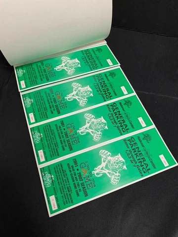 2001-2002 FLORIDA PANTHERS HOCKEY PARKING TICKETS BOOKLET USED SET (5) 51821 Cover