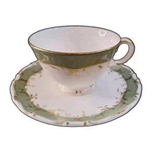 Vtg Replacement Royal Doulton Tea Cup & Saucer "FONTAINEBLEAU" Green/White/Gold - Picture 1 of 12