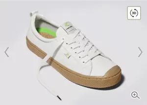 NEW Cariuma OCA Low Canvas Sneaker Off White Gum Sole Sz 7w memory foam cork - Picture 1 of 8