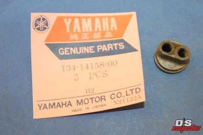 Cámara de mezcla superior Yamaha HS1 YL1 PARTE # 134-14158-00 NUEVO DE STOCK Foto 1 de 4