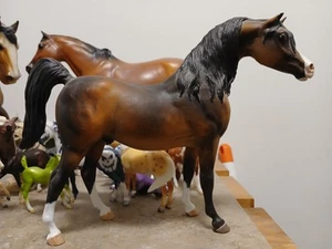 Cavallo Breyer Vintage Personalizzato Classico Arabo - Foto 1 di 4