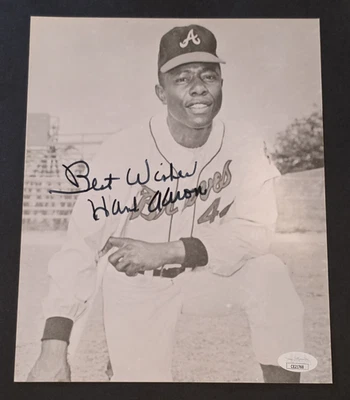 HANK AARON Signed 8x10 Photo-HALL OF FAME-MILWAUKEE BRAVES-JSA - Image 1 of 4