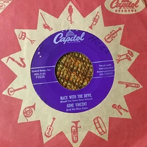 45 RPM Gene Vincent CAPITOL 3530 Race With the Devil / Gonna Back Up VG - Picture 1 of 2