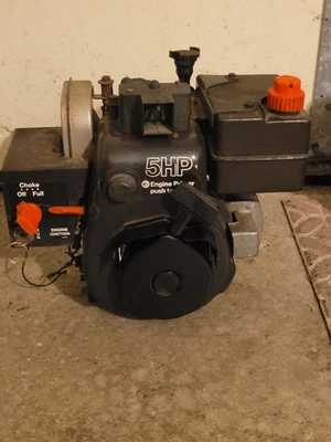 Двигатель снегоочистителя 5 л.с. Tecumseh HS50 с электрическим запуском, работает хорошо - Изображение 1 из 4