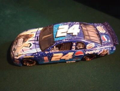 Mac Tools Collector's Club 1:24 Scale Jeff Gordon #24 Star Wars 1999 Monte Carlo - Image 1 of 4