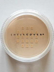 Sheer Cover Finishing Powder - Factory Sealed,4g/.14 oz. Color: Medium - Picture 1 of 3