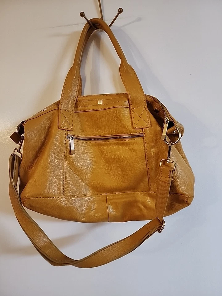 Bolso de Hombro CUORE & PELLE Grande Amarillo Mostaza Cremallera Superior Cuero Guijarro  Foto 1 de 4