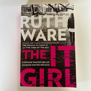 The It Girl Ruth Ware 2022 Crime Thriller - Picture 1 of 8