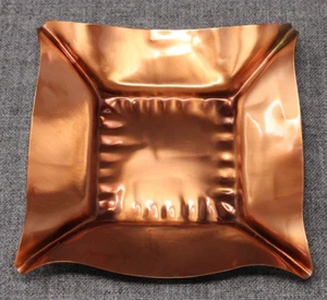 Cenicero cuadrado vintage Gregorian Copper #512, borde ondulado de 5 1/2" esquinas pellizcadas EC - Imagen 1 de 11