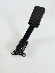 2023-2025 HONDA CR-V GAS PEDAL ACCELERATOR THROTTLE OEM - Picture 1 of 11