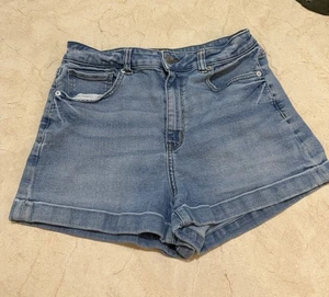American Eagle Mom Short Size 8 Light Blue Denim Stretch Cuffed Jean Shorts - Picture 1 of 5