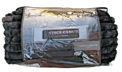 Vince Camuto Home 3 Piece Comforter Set Full/Queen Luxe Faux Fur -  Extra Soft - Image 1 of 4