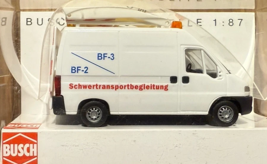 Busch 47332 Fiat Ducato "Trasporto Pesante" HO 1:87 NUOVO - Immagine 1 di 1