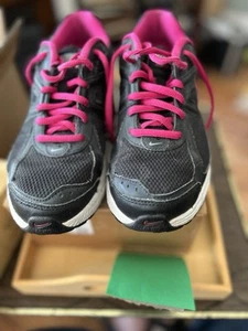 Nike Dart Damen US Größe 8 Turnschuhe Fitness Laufen Training Activewear Freizeitschuhe - Bild 1 von 5