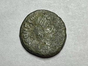 Ancient Rome-Æ3 Follis Constantine II 353-354 AD-Soldier Spears Fallen Horseman - Picture 1 of 8