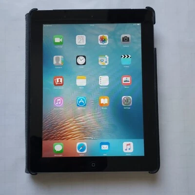ipad 2nd generation 16gb used but in working condition - Image 1 of 4