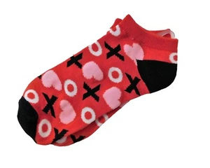 Valentines Day Low Cut Socks Ladies Size 9-11 Red Pink Hearts X and O NEW - Picture 1 of 2