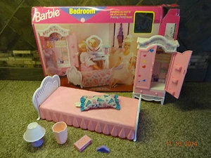 "Barbie 1997 Mattel ""dormitorio"" 67552-92 conjunto en caja abierta usado - Imagen 1 de 4
