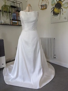 Justin Alexander Adore 11151 US18 Ex-sample Wedding Dress - Picture 1 of 12