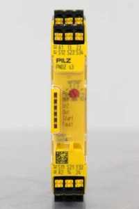 Pilz 751103 PNOZ s3 C 24VDC 2 n/o PNOZsigma Sicherheitsschaltgerät - Bild 1 von 4