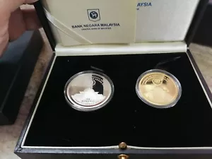 Willie : 2012 Agong PROOF Set Of 2 Malaysia - Picture 1 of 3