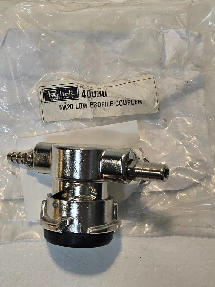 Perlick 40030 Mk20 Low Profile Keg Coupler | 6.8mm and 9.9mm Barb Couplers - Image 1 of 4