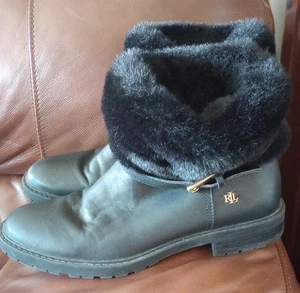 Lauren Ralph Lauren Leather Black Fur Logo Boots Booties 9.5 EUC Gold Hardware - Picture 1 of 7