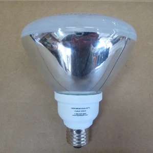 4 PACK OF H&H 19 Watt BR38 VI-TEK 93+ CFL FLOOD LIGHT BULBS 6700K ULTRA DAYLIGHT - Picture 1 of 5