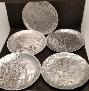 6 Stück Wendell August Forge Handarbeit gehämmertes Aluminium, 1 Aschenbecher, 5 Untersetzer - Bild 1 von 4