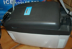 Mini Fridge 12 Liter 12 Volt Travel Cooler/Warmer/12L. High efficiency,DUAL cool - Picture 1 of 4