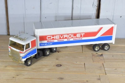 VINTAGE ERTL CHEVROLET SEMI TRAILER FLINT MFG PATRIOTIC MAKE SENSE FOR AMERICA - Image 1 of 4