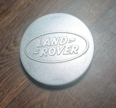  LAND ROVER DEFENDER, RANGE ROVER CLASSIC, DISCOVERY  (1) WHEEL CENTER CAP 75 Mm - Image 1 of 3